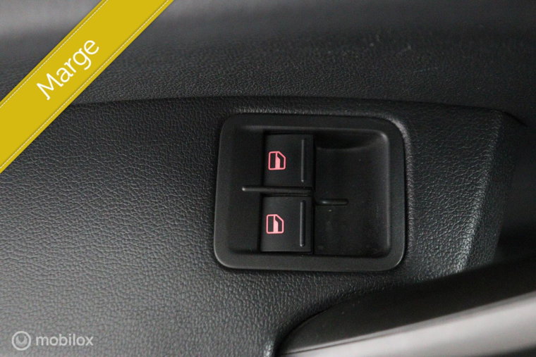 Vehicle Image 45