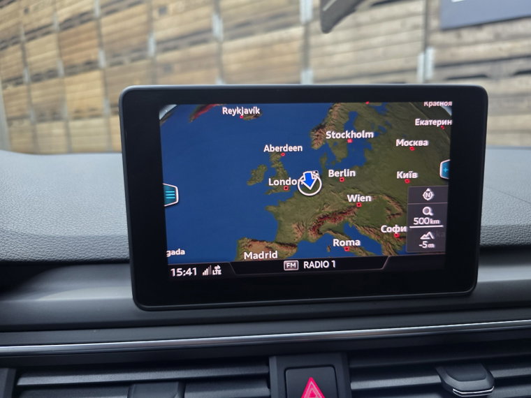 Vehicle Image 14