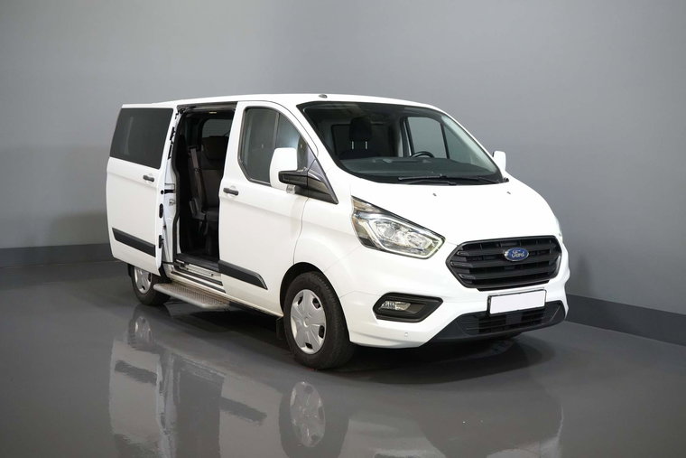 Vehicle Image 8
