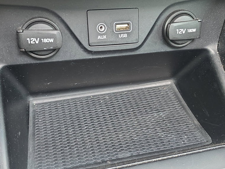 Vehicle Image 21