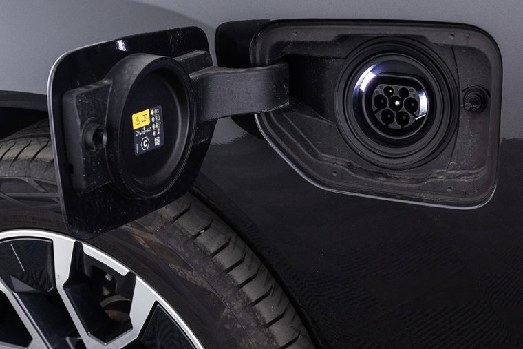 Vehicle Image 30