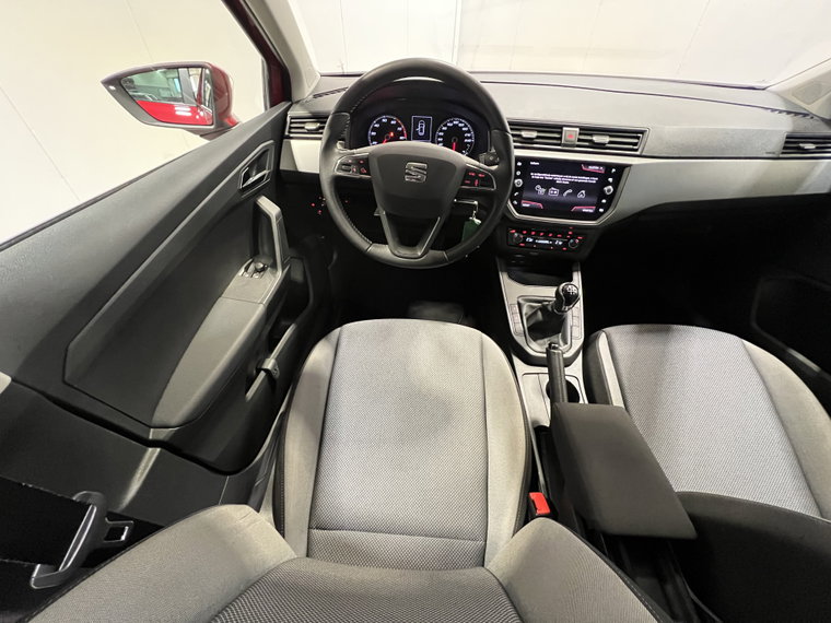 Vehicle Image 32