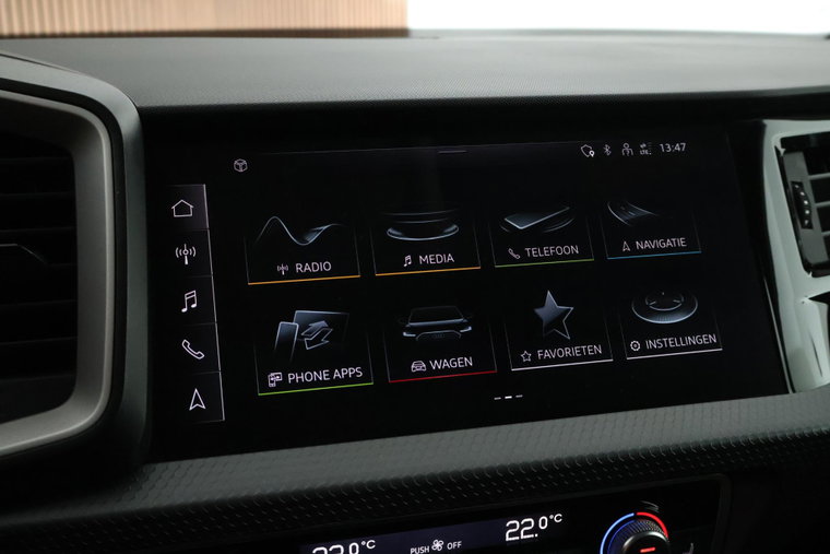 Vehicle Image 23