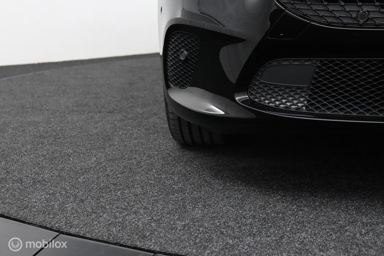 Vehicle Image 60