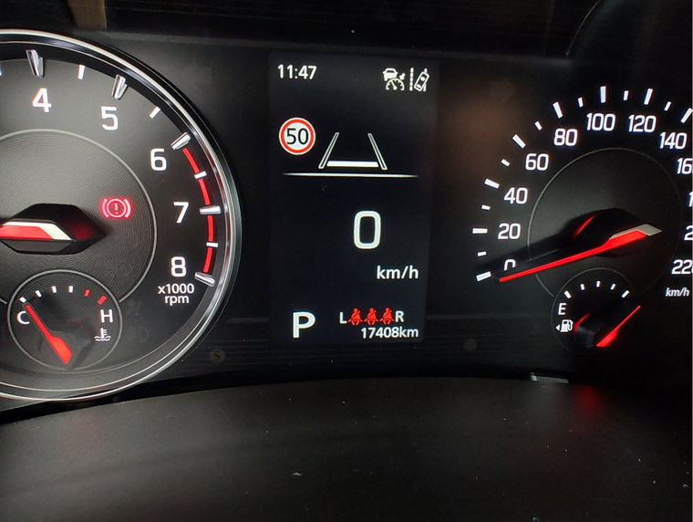 Vehicle Image 14