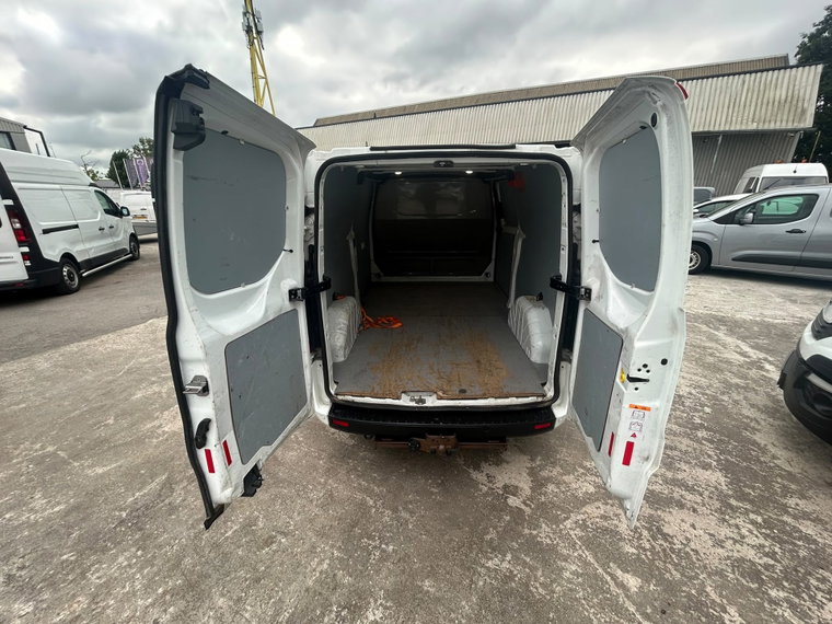 Vehicle Image 13