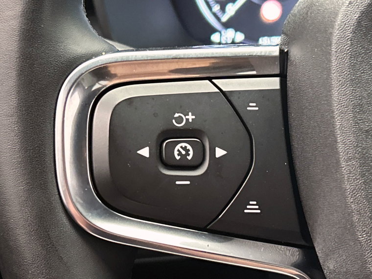Vehicle Image 29