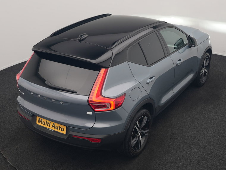 Vehicle Image 36