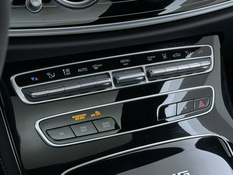 Vehicle Image 53