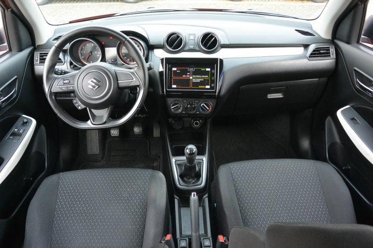 Vehicle Image 14