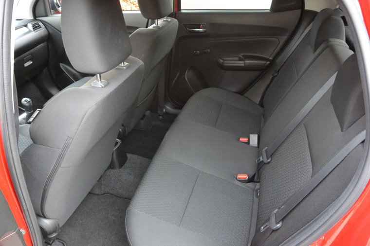 Vehicle Image 19