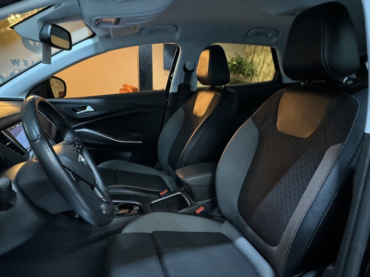 Vehicle Image 37