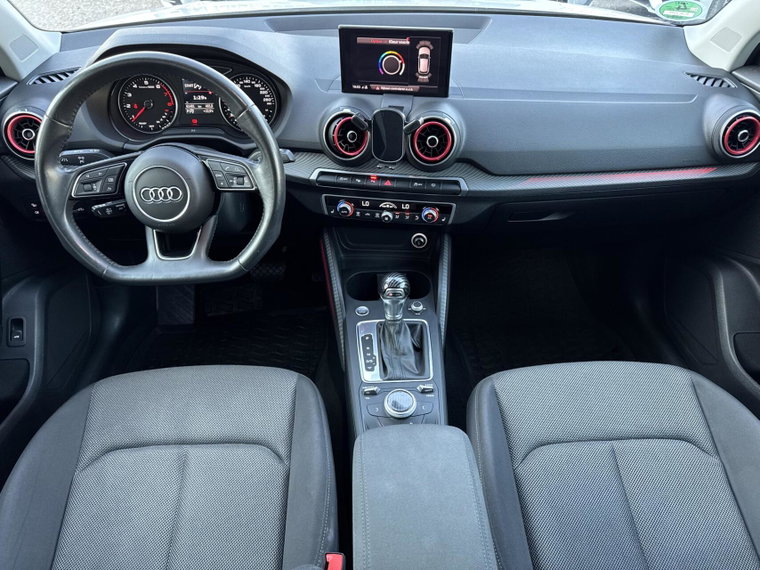 Vehicle Image 36