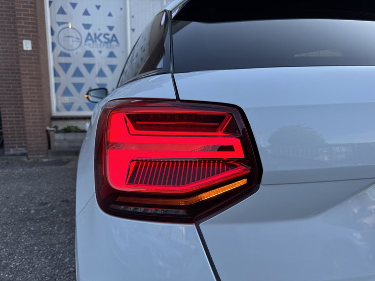 Vehicle Image 37