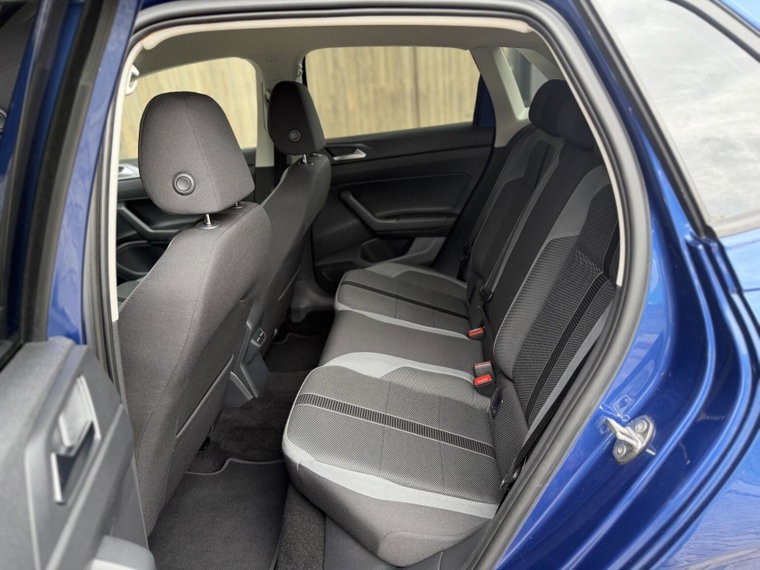 Vehicle Image 31