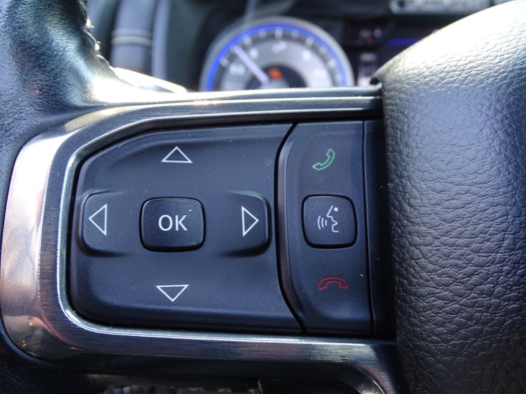 Vehicle Image 24