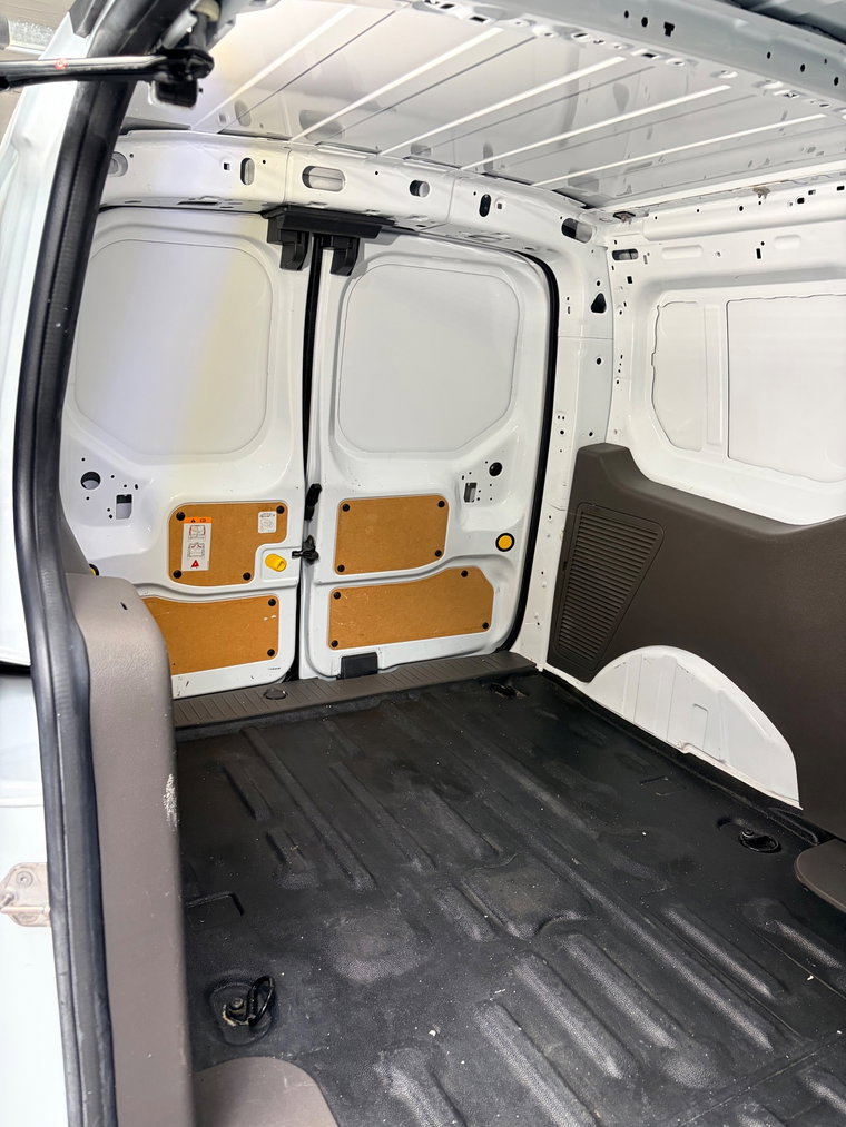 Vehicle Image 33