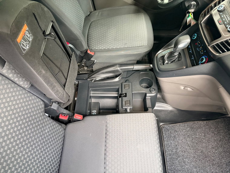 Vehicle Image 39