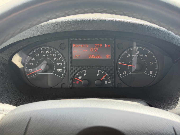 Vehicle Image 31