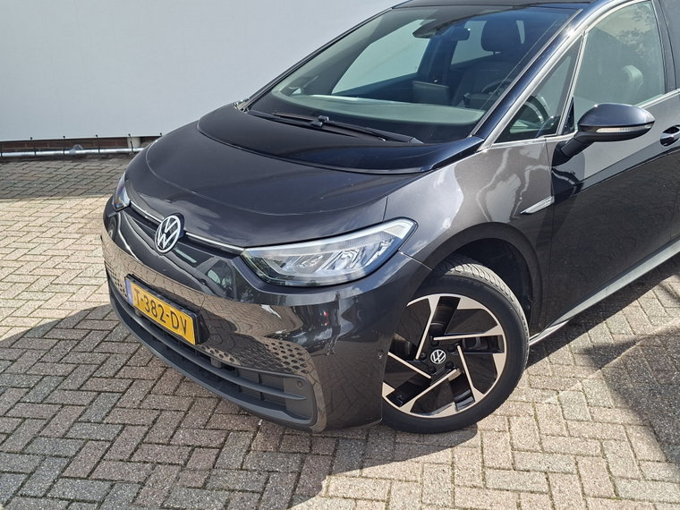 Vehicle Image 40