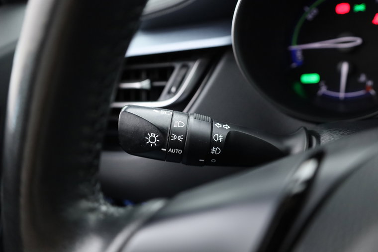 Vehicle Image 16