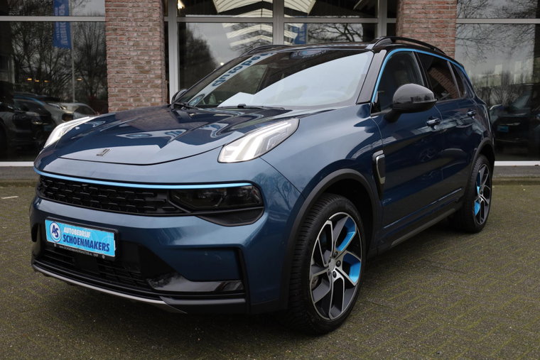 Vehicle Image 16
