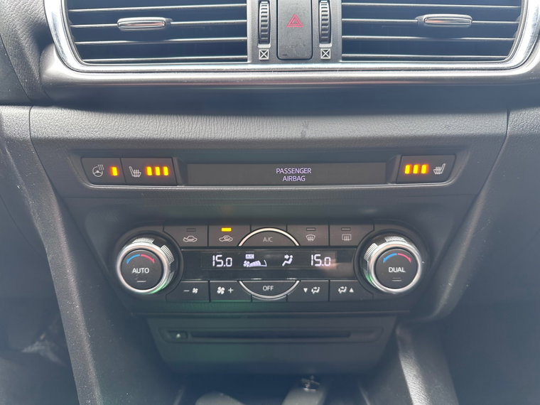 Vehicle Image 26