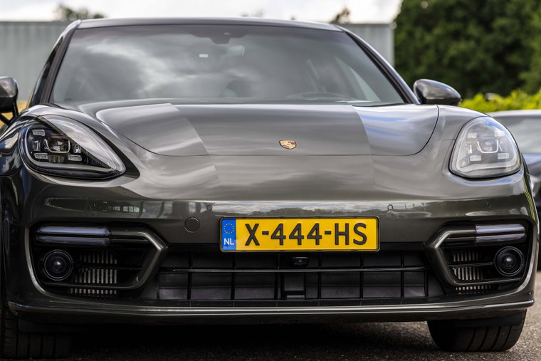 Vehicle Image 12