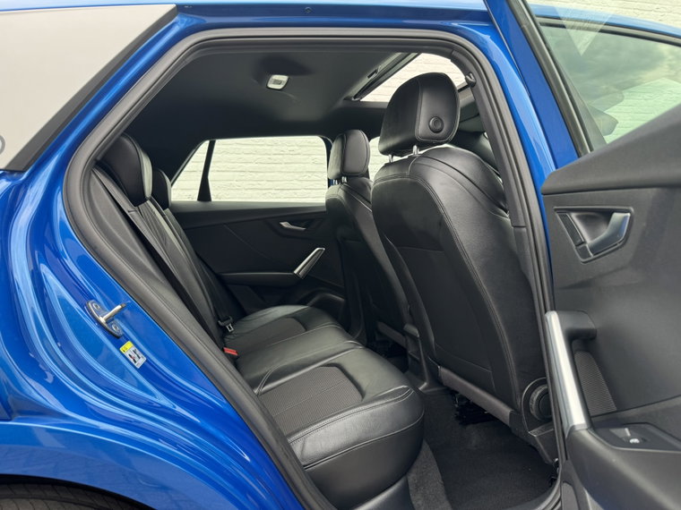 Vehicle Image 40