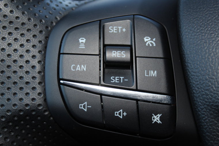 Vehicle Image 22
