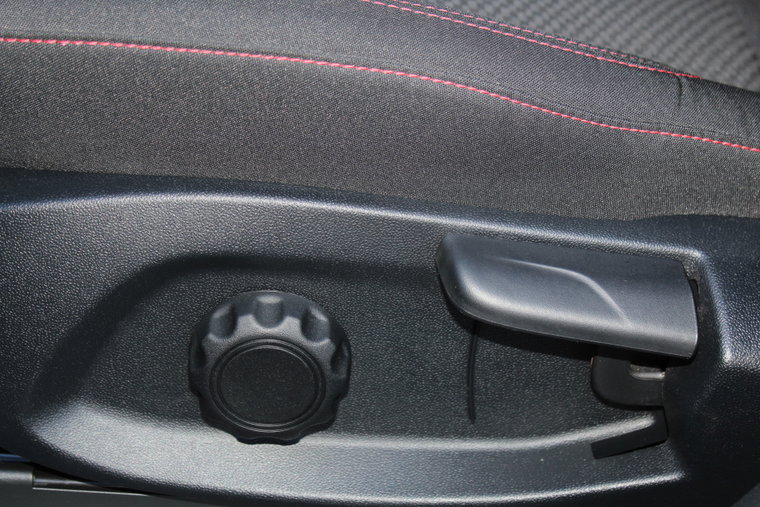 Vehicle Image 34