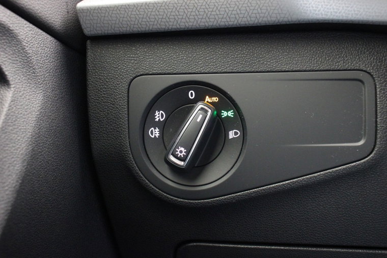 Vehicle Image 28
