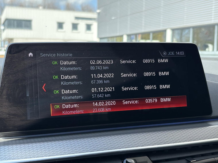 Vehicle Image 37