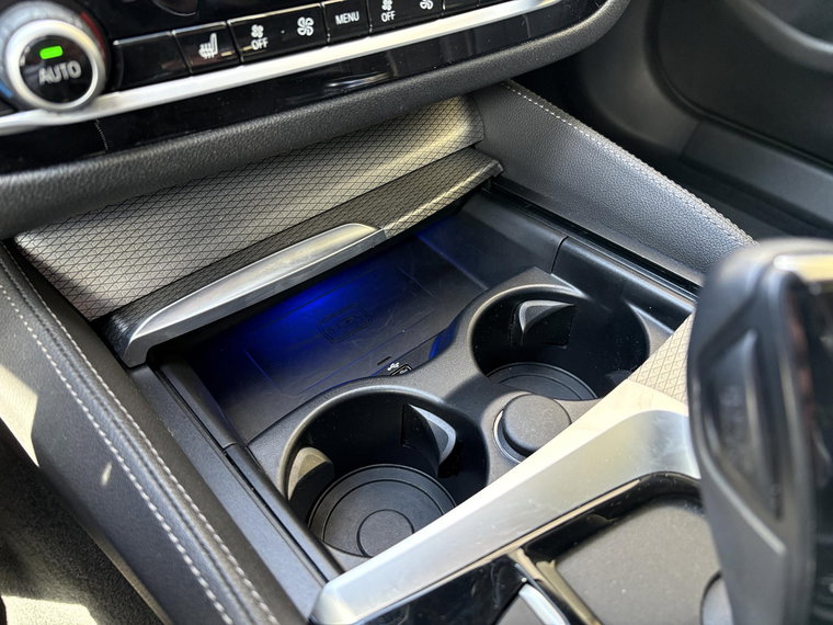 Vehicle Image 40