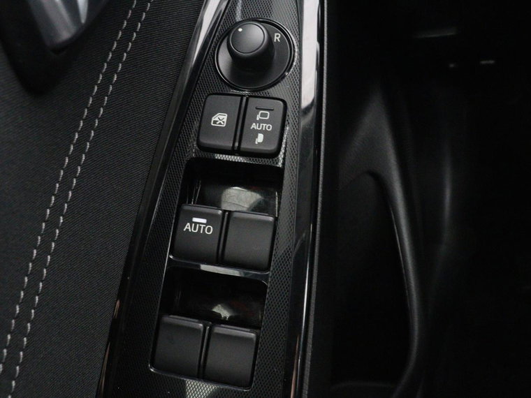 Vehicle Image 27