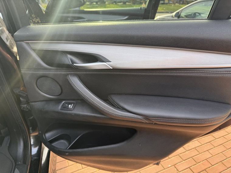 Vehicle Image 47