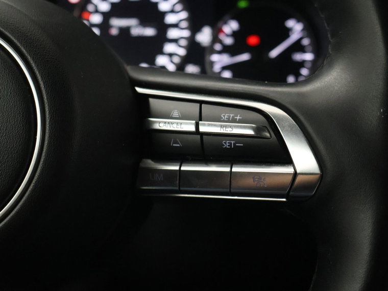 Vehicle Image 27