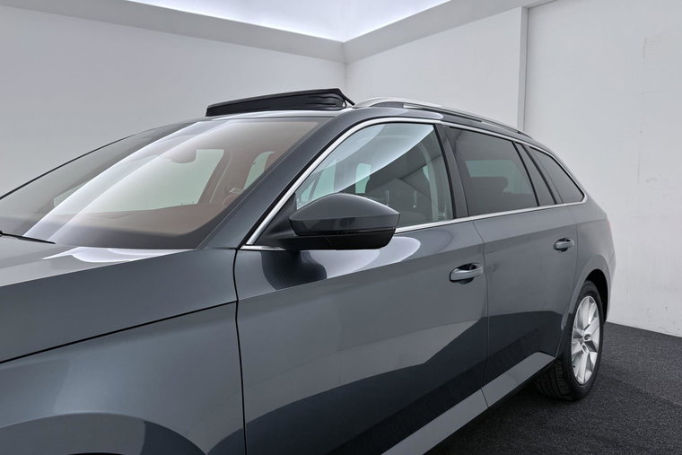 Vehicle Image 47