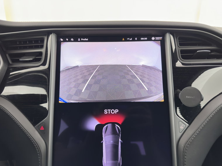 Vehicle Image 17