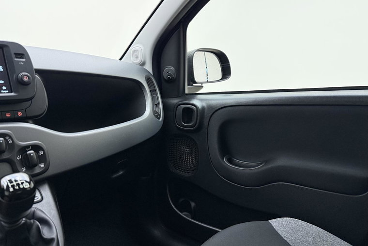 Vehicle Image 23
