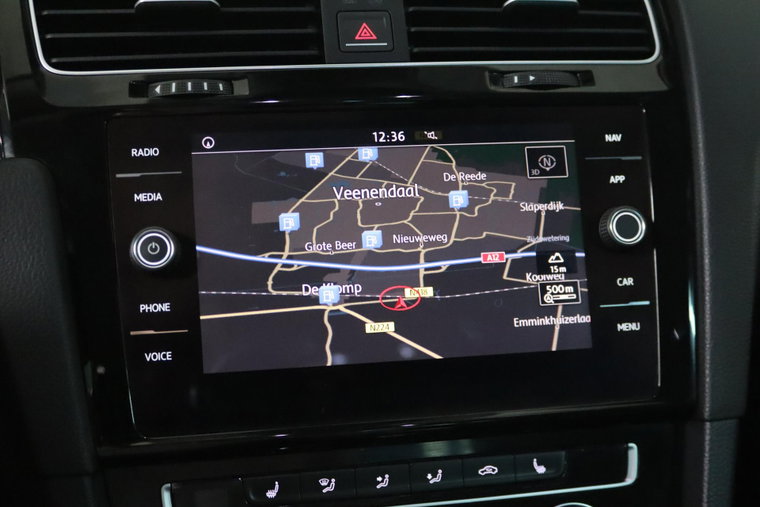 Vehicle Image 35