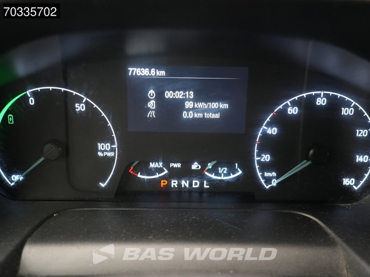 Vehicle Image 32