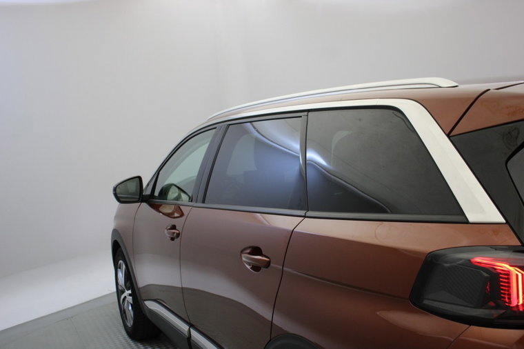 Vehicle Image 37
