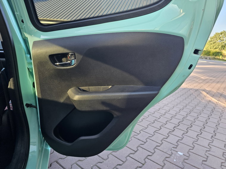 Vehicle Image 22