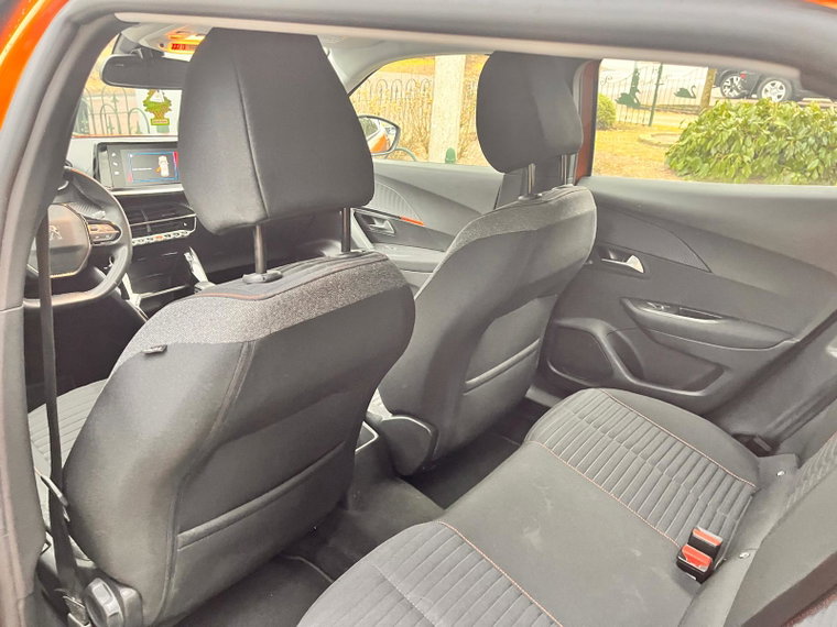 Vehicle Image 31
