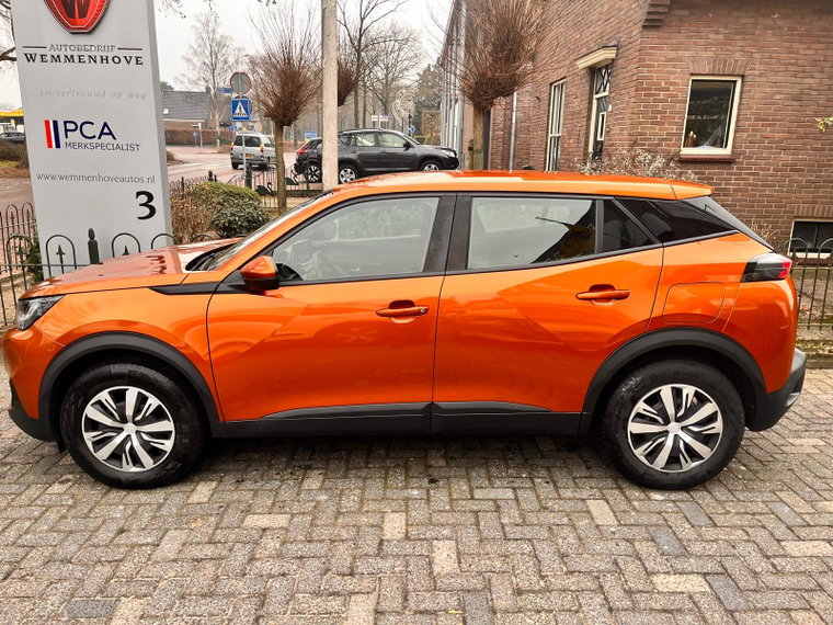 Vehicle Image 6