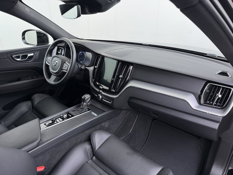 Vehicle Image 40