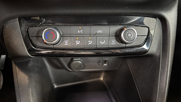 Vehicle Image 17