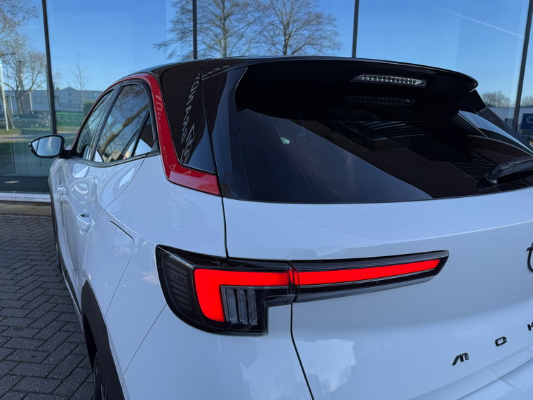 Vehicle Image 33