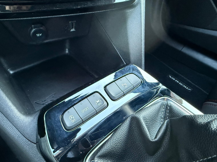 Vehicle Image 35